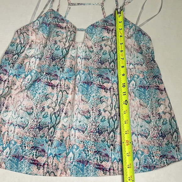 Lovers + Friends Strappy Python Print Silky Tank Top Women’s Small Keyhole Back - Picture 9 of 10